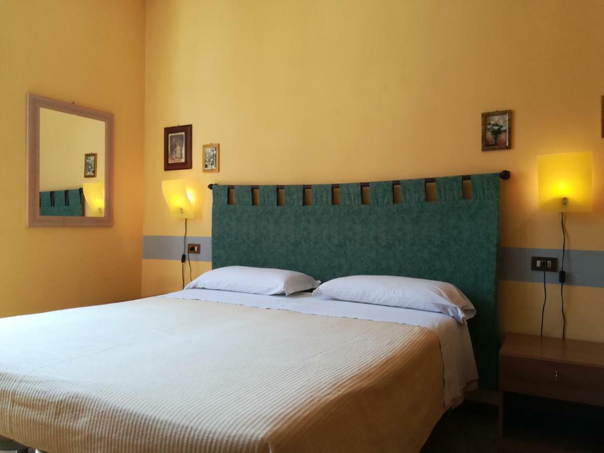 B&B Florida House Пассиньяно-суль-Тразимено Экстерьер фото